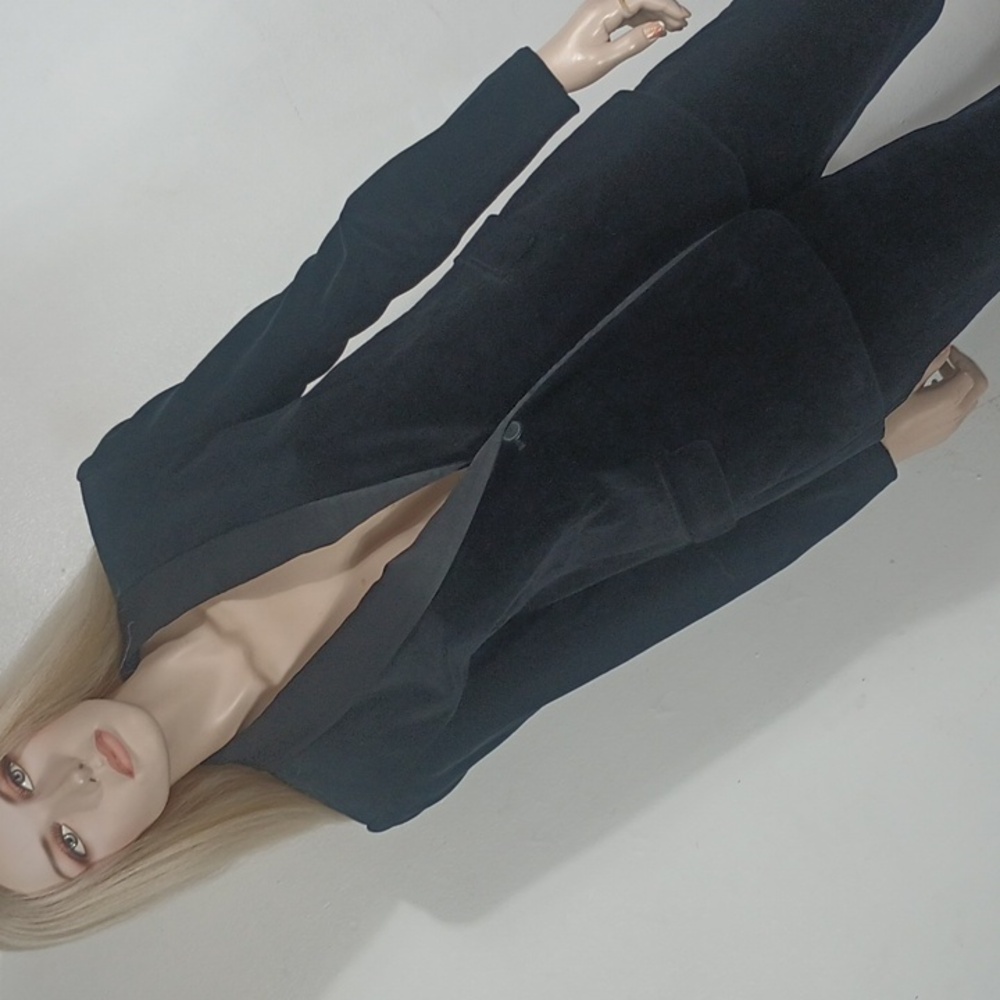 Brooks Brothers Black Velvet Women's Suit Size 4 - Picture 2 of 11